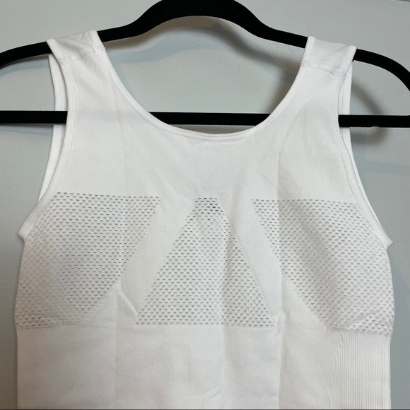 White Cooling Nylon Tank with Full Front Zipper - Picture 6 of 13